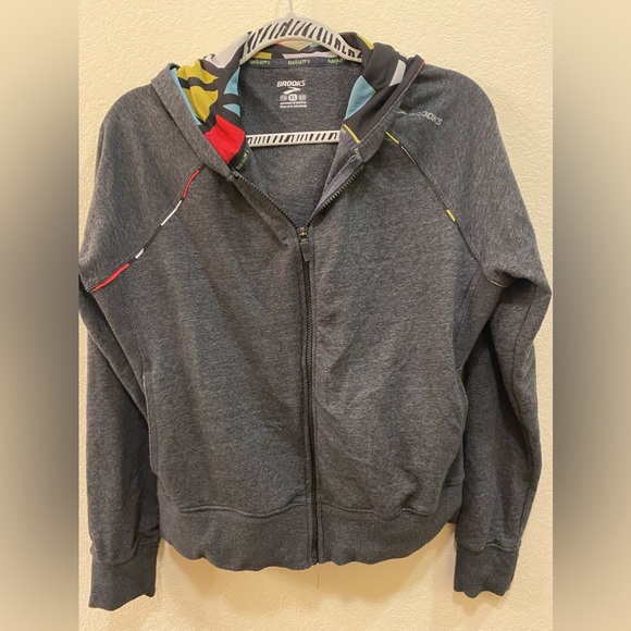 Brooks Jackets & Blazers - Brooks Run Happy running jacket w hood size XL
